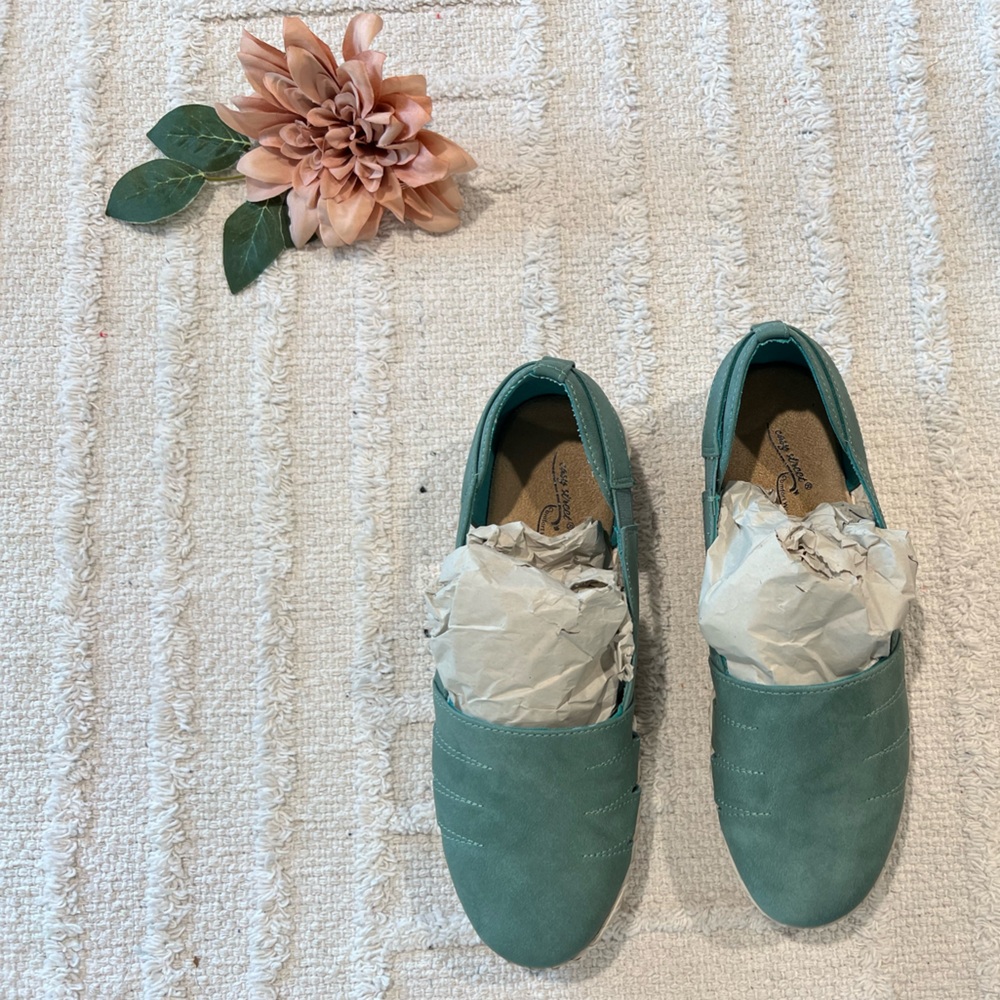 EASY STREET COMFORT WAVE Bugsy Turquoise Sandals Flats Shoes Espadrille- Size 7 - Picture 6 of 9